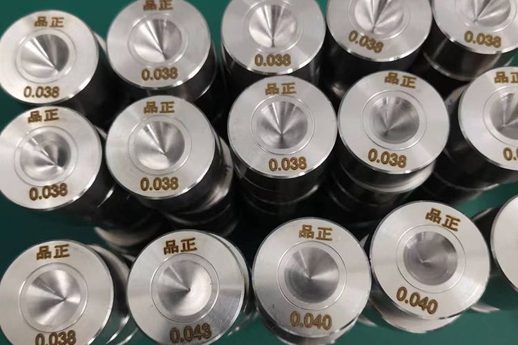 模具分類及定義 模具分類及定義